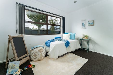 Photo of property in 31 Apollo Parade, Milson, Palmerston North, 4414