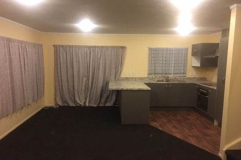 Photo of property in 13/8 Margan Avenue, New Lynn, Auckland, 0600