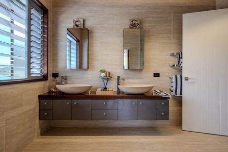 Photo of property in 16 Grant Street, Mahurangi East, Warkworth, 0982