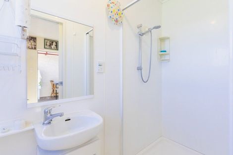 Photo of property in 106 Latham Street, Marewa, Napier, 4110