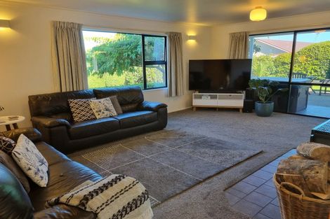 Photo of property in 12 Matai Place, Balclutha, 9230