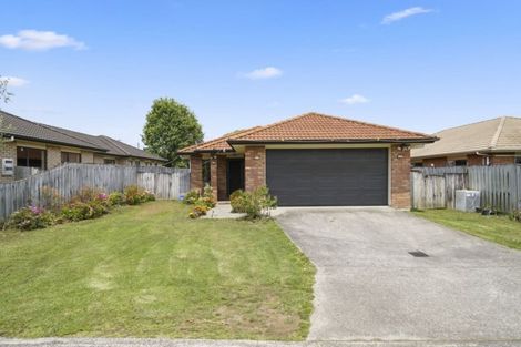 Photo of property in 8 Maadi Place, Papakura, 2110