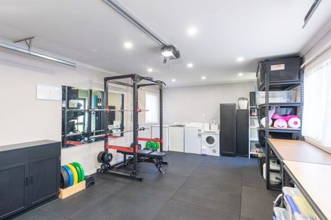 Photo of property in 12a Terminus Street, Silverstream, Upper Hutt, 5019