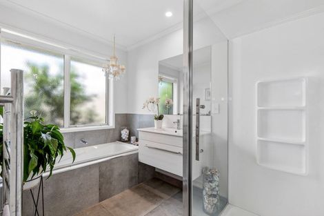 Photo of property in 12 Oceana Drive, Welcome Bay, Tauranga, 3175