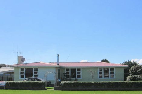 Photo of property in 19a Robinson Street, Foxton, 4814