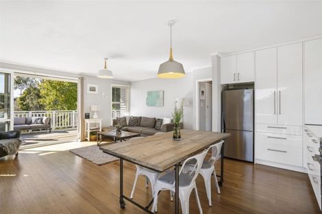 Photo of property in 3 Catrina Avenue, Birkenhead, Auckland, 0626