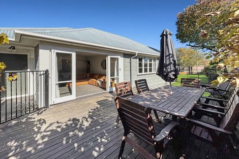 Photo of property in 17 Skipton Street, Mairehau, Christchurch, 8013