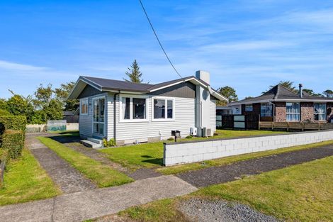Photo of property in 3a Regan Street, Stratford, 4332