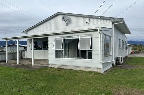 Photo of property in 50 Orowaiti Road, Westport, 7825