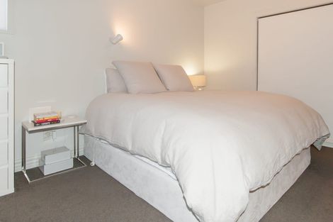 Photo of property in 513 Barbadoes Street, Edgeware, Christchurch, 8013