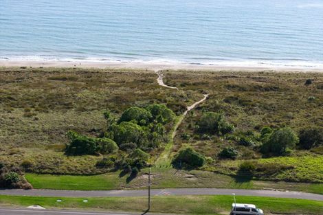 Photo of property in 808 Papamoa Beach Road, Papamoa Beach, Papamoa, 3118