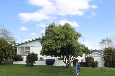 Photo of property in 18 Emily Place, Bellevue, Tauranga, 3110