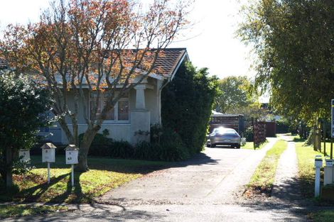 Photo of property in 2/13a Vine Street, Mangere East, Auckland, 2024