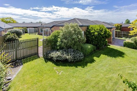 Photo of property in 2 Gerald Beattie Lane, Rangiora, 7400