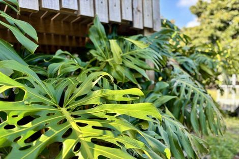 Photo of property in 89 Martin Road, Paraparaumu Beach, Paraparaumu, 5032