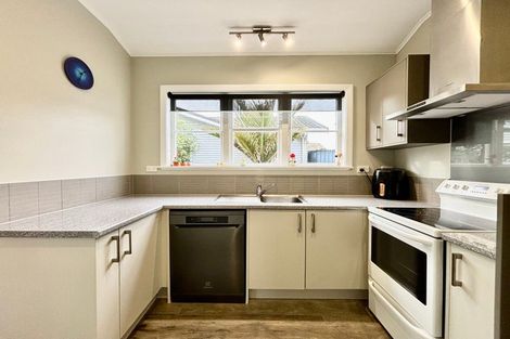 Photo of property in 1 Russell Street, Waterloo, Lower Hutt, 5011