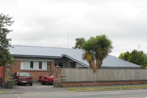 Photo of property in 302 Riccarton Road, Upper Riccarton, Christchurch, 8041