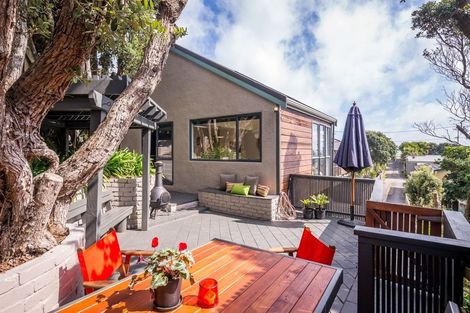 Photo of property in 37b The Esplanade, Raumati South, Paraparaumu, 5032