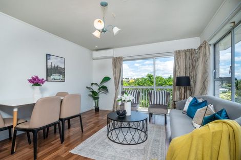 Photo of property in 12 Jenelin Road, Glendene, Auckland, 0602