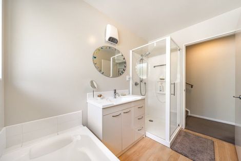 Photo of property in 14 Tararua Close, Aotea, Porirua, 5024