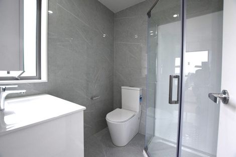 Photo of property in 62 Royal Road, Massey, Auckland, 0614