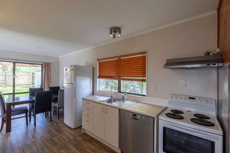 Photo of property in 23 Flaunty Place, West Harbour, Auckland, 0618