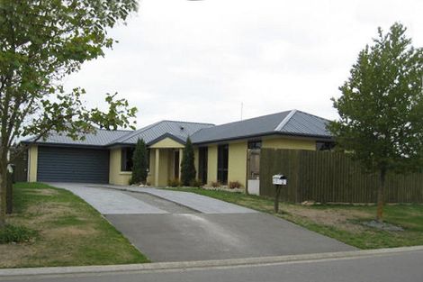 Photo of property in 2 Caesar Close, Rolleston, 7614