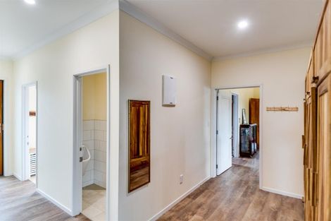 Photo of property in 44 Mcgreevy Street, Waipawa, 4210