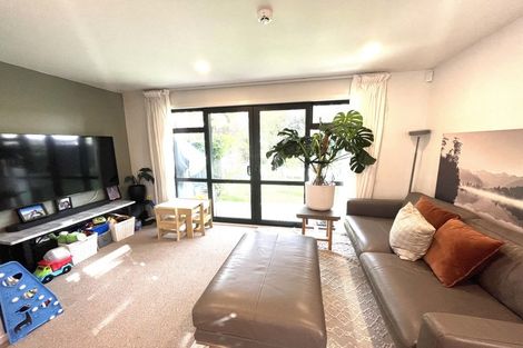 Photo of property in 6/4 Harry Ward Place, Henderson, Auckland, 0610