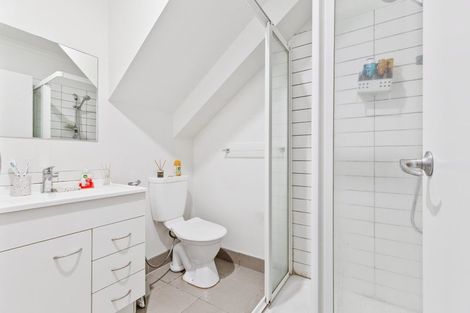 Photo of property in St Claire Village, 27/172 Mcleod Road, Te Atatu South, Auckland, 0610