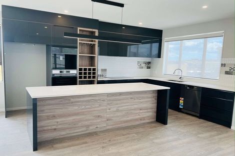 Photo of property in 17 Surf View Crescent, Red Beach, 0932