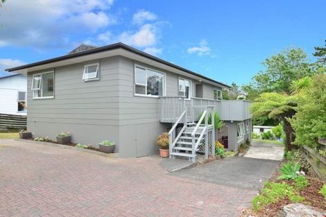 Photo of property in 55 Allington Road, Massey, Auckland, 0614
