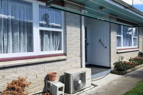 Photo of property in 210a/2 Grove Road, Mayfair, Hastings, 4122