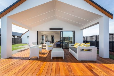 Photo of property in 25 Hotere Street, Rangiora, 7400