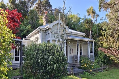 Photo of property in 11 Levina Avenue, Aro Valley, Wellington, 6021