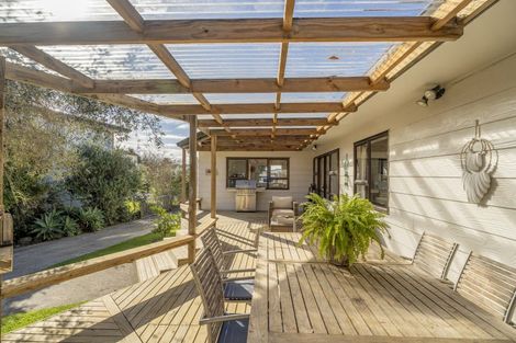 Photo of property in 46 Catherine Crescent, Whitianga, 3510