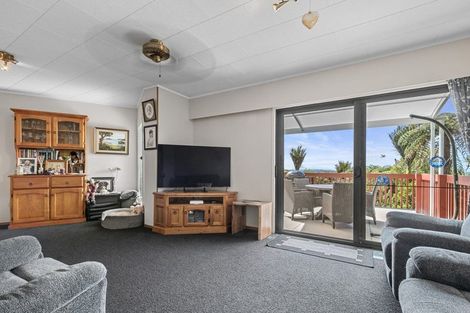 Photo of property in 193 Wairere Road, Waitakere, Henderson, 0782