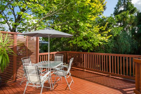 Photo of property in 2/3 Talavera Place, Te Atatu South, Auckland, 0602