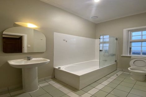 Photo of property in 5 Grass Street, Oriental Bay, Wellington, 6011