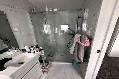 Photo of property in 6/5 Hikurangi Street, Te Atatu Peninsula, Auckland, 0610