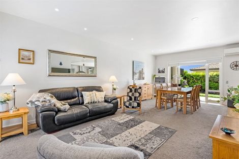 Photo of property in 140 Gills Road, Albany Heights, Auckland, 0632