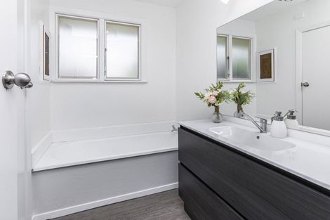 Photo of property in 18 Hurunui Street, Cracroft, Christchurch, 8025
