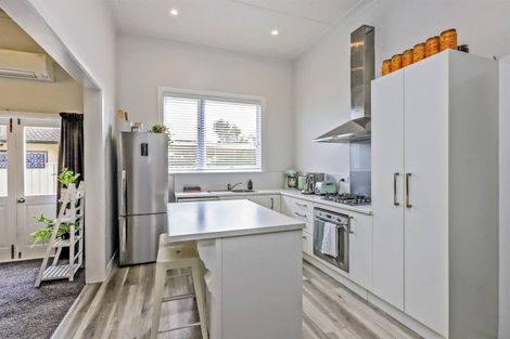 Photo of property in 43a Georges Drive, Napier South, Napier, 4110