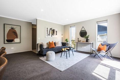 Photo of property in 34 Mooring Close, Whitby, Porirua, 5024