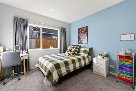 Photo of property in 3 Magnolia Lane, Kelvin Grove, Palmerston North, 4414