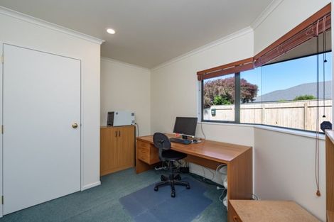 Photo of property in 146 Guildford Drive, Paraparaumu Beach, Paraparaumu, 5032