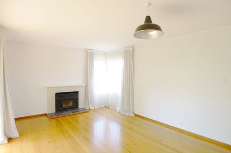 Photo of property in 42 Kervil Avenue, Te Atatu Peninsula, Auckland, 0610