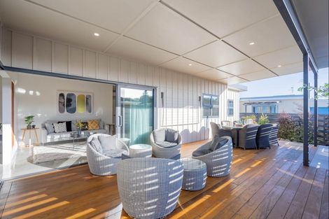 Photo of property in 12a Mahana Road, Paraparaumu Beach, Paraparaumu, 5032