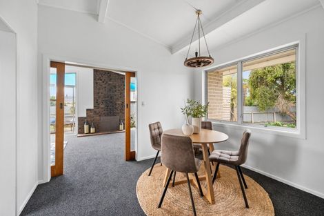 Photo of property in 439 Gloucester Street, Taradale, Napier, 4112