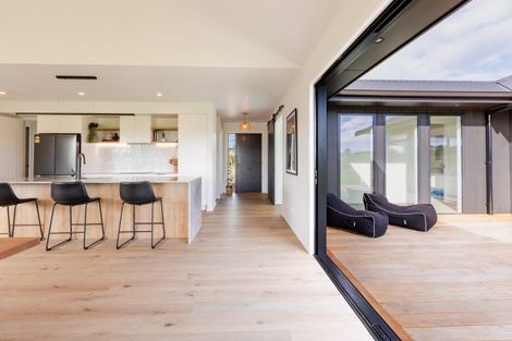 Photo of property in 1 Braehead Road, Otane, 4277